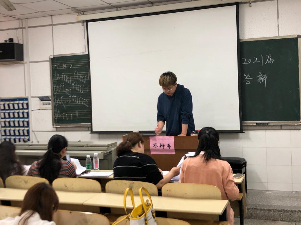 4dc593fe79e12b9c402a8ae8dcab4cd